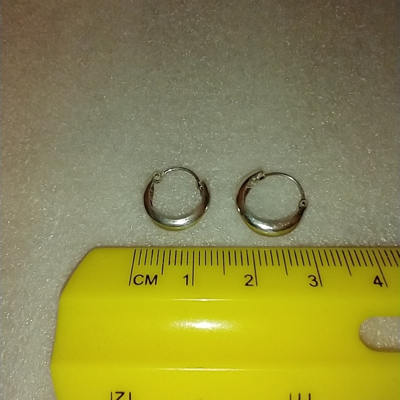 Baby hoop earrings - Picture 4 of 4